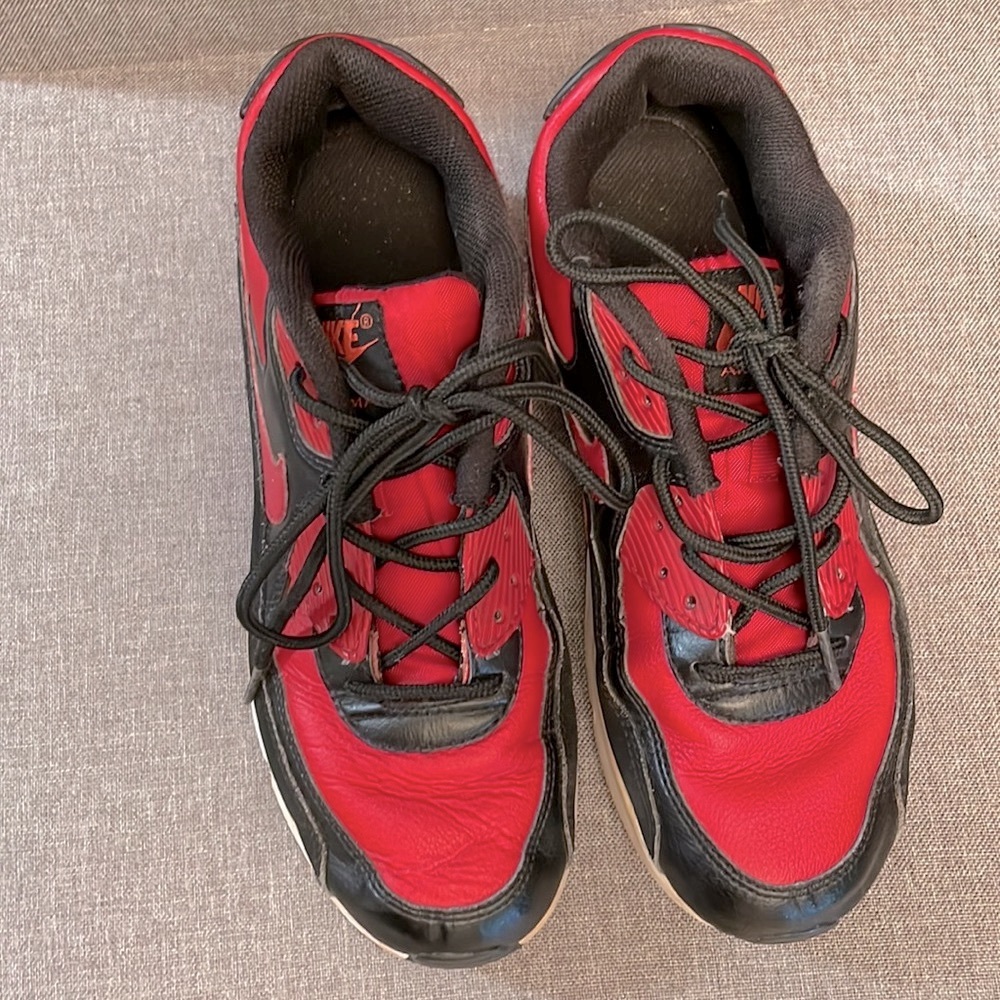 Nike Air Max sneakers size 6Y - Picture 2 of 8